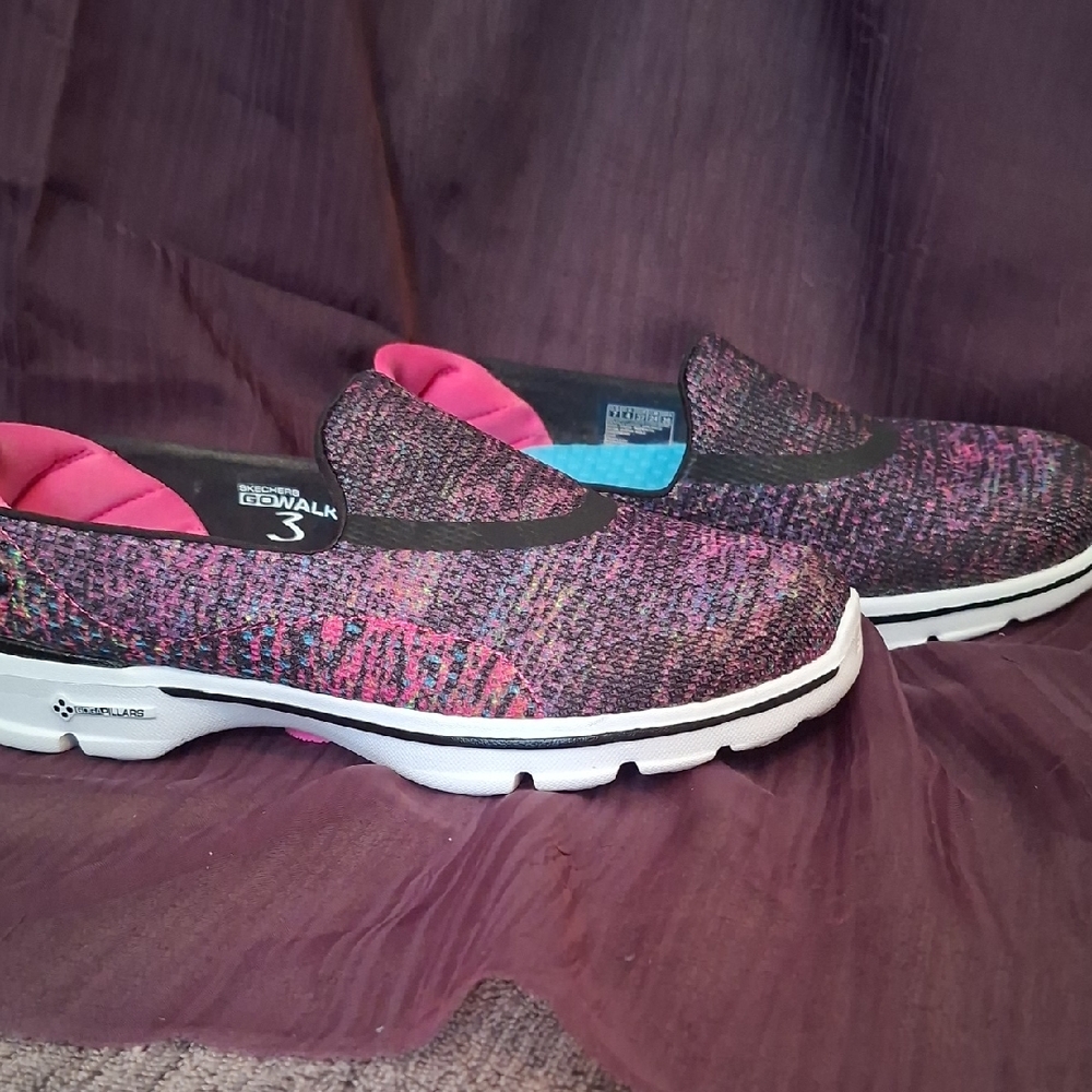 Skechers Women's Go Walk 3 Slip-On Sneakers - Pink and Black